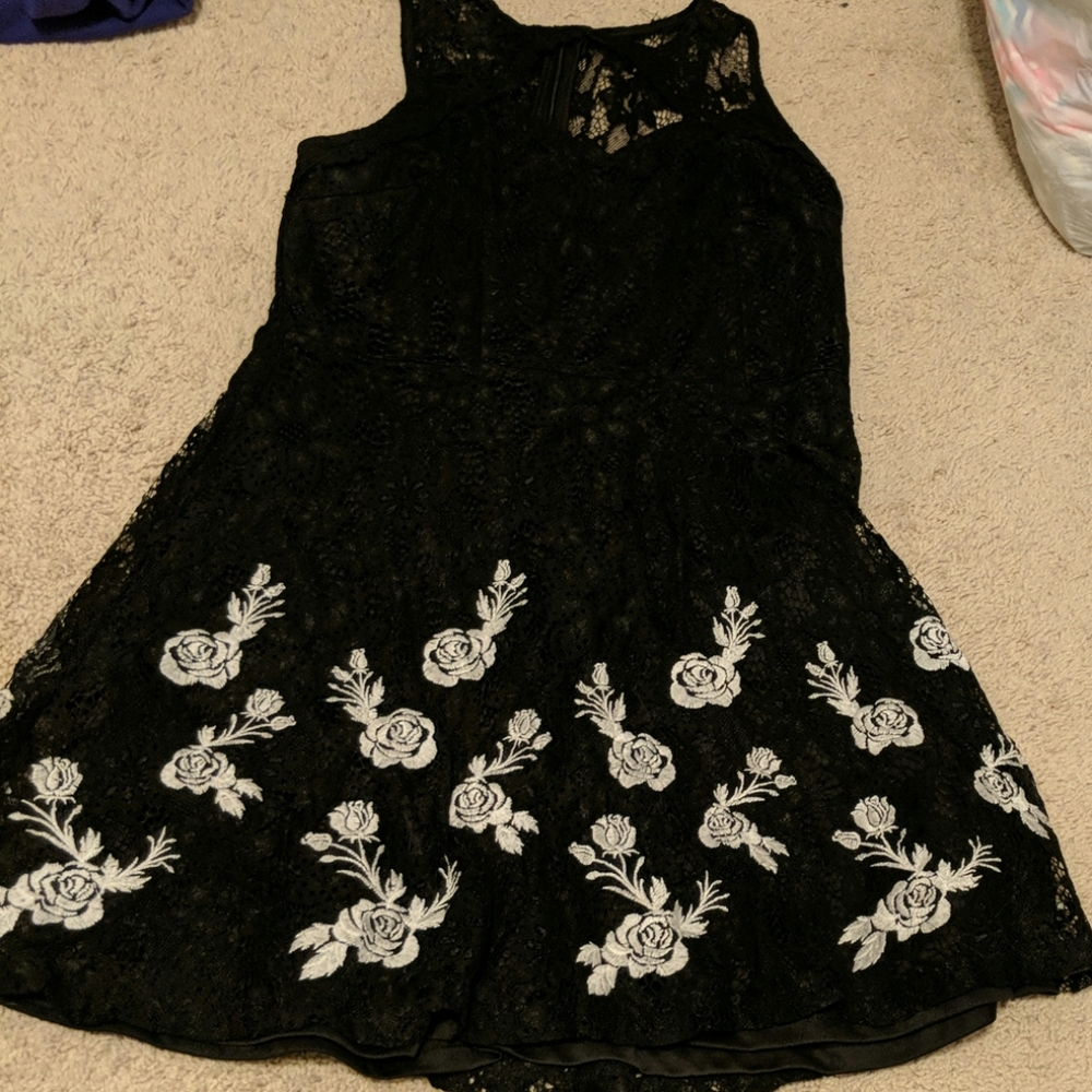 Francesca's black and white roses dress